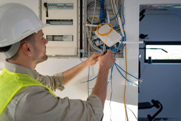 Affordable Emergency Electrician in Hillsboro, IL